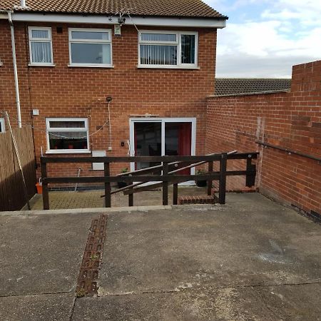 Penllech House - Huku Kwetu Notts - 3 Bedroom Spacious Lovely And Cosy With A Free Parking- Affordable And Suitable To Group Business Travellers Ноттінгем Екстер'єр фото