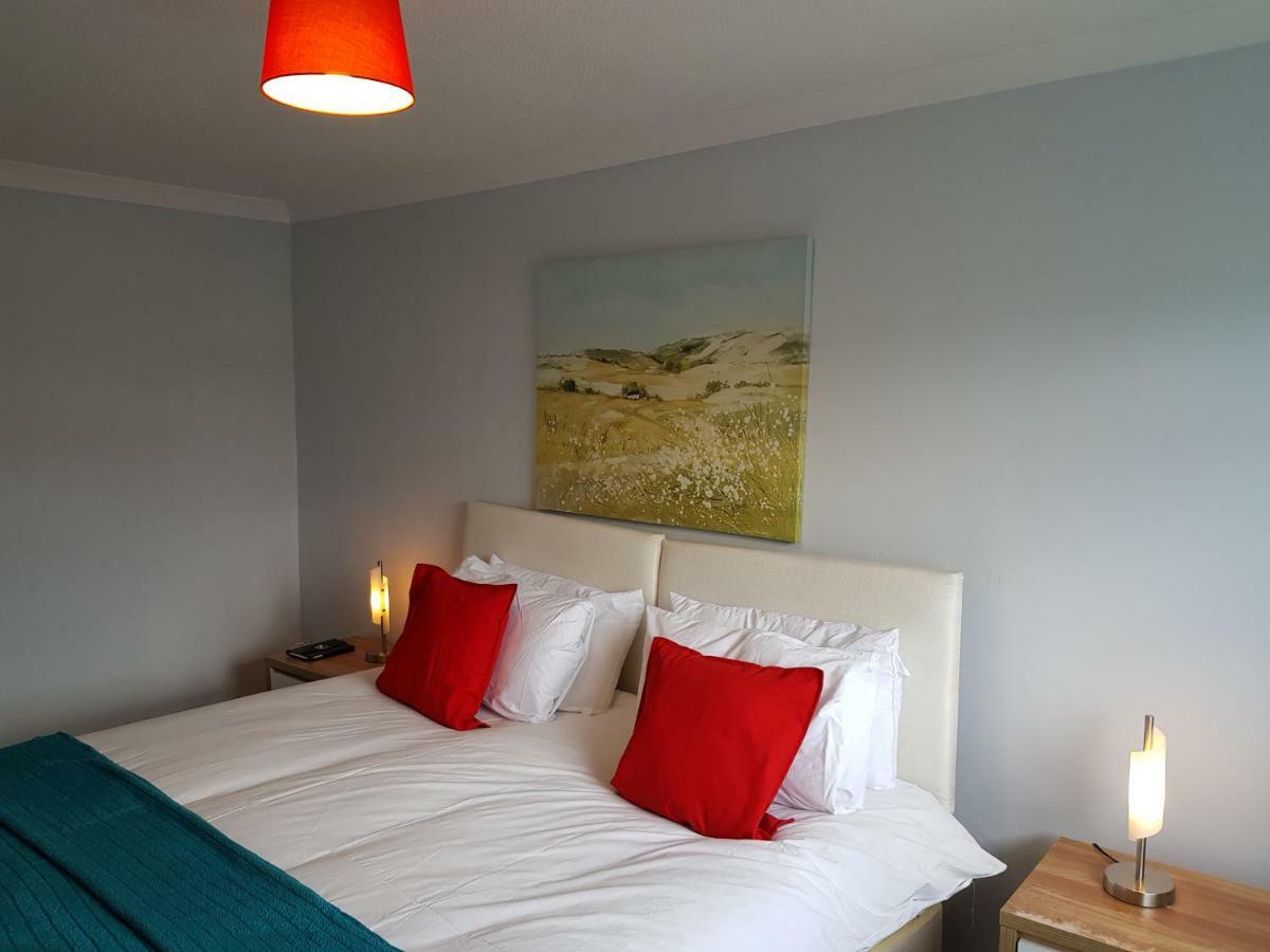 Penllech House - Huku Kwetu Notts - 3 Bedroom Spacious Lovely And Cosy With A Free Parking- Affordable And Suitable To Group Business Travellers Ноттінгем Екстер'єр фото